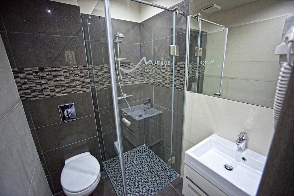 Mirage Hotel Sárvár الغرفة الصورة