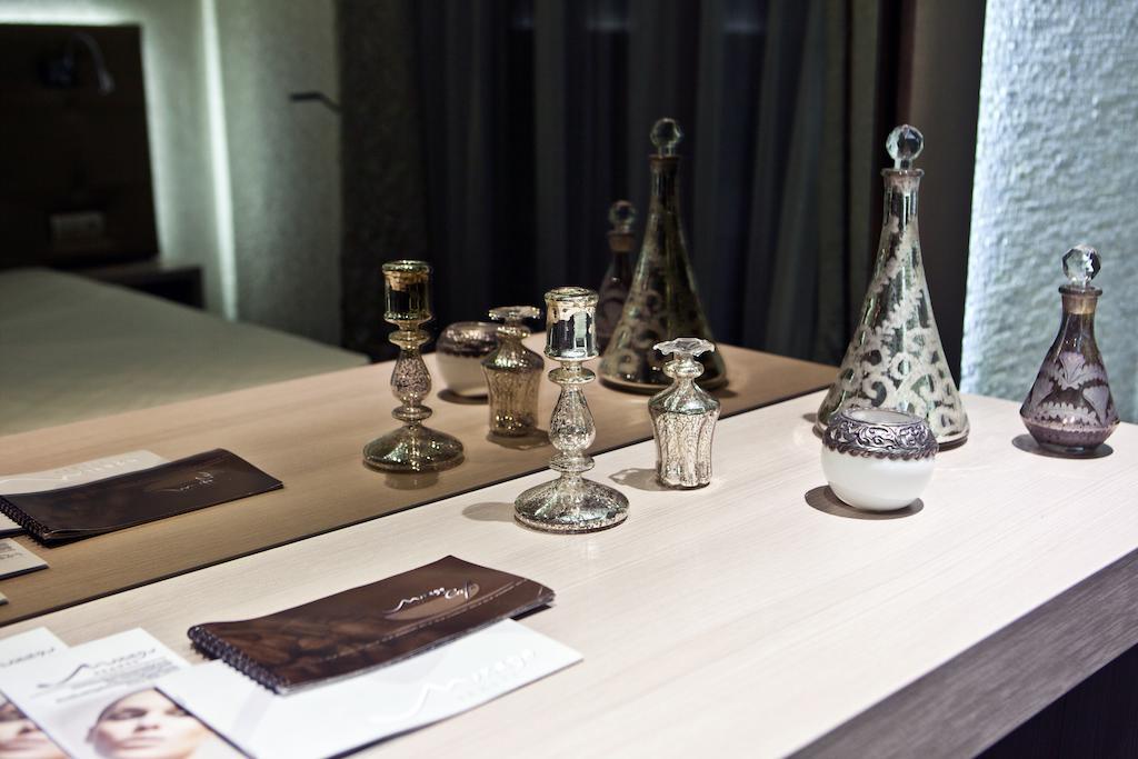 Mirage Hotel Sárvár الغرفة الصورة